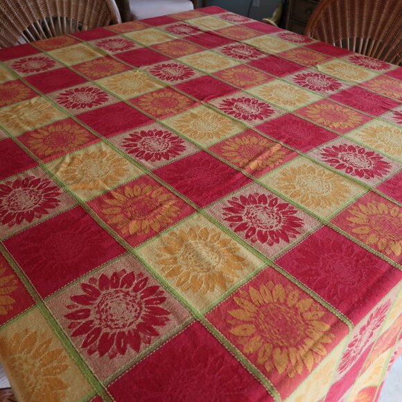 Vibrant Sunflower Tablecloth Cotton Summer Party 88" x 54" - Picture 3 of 5